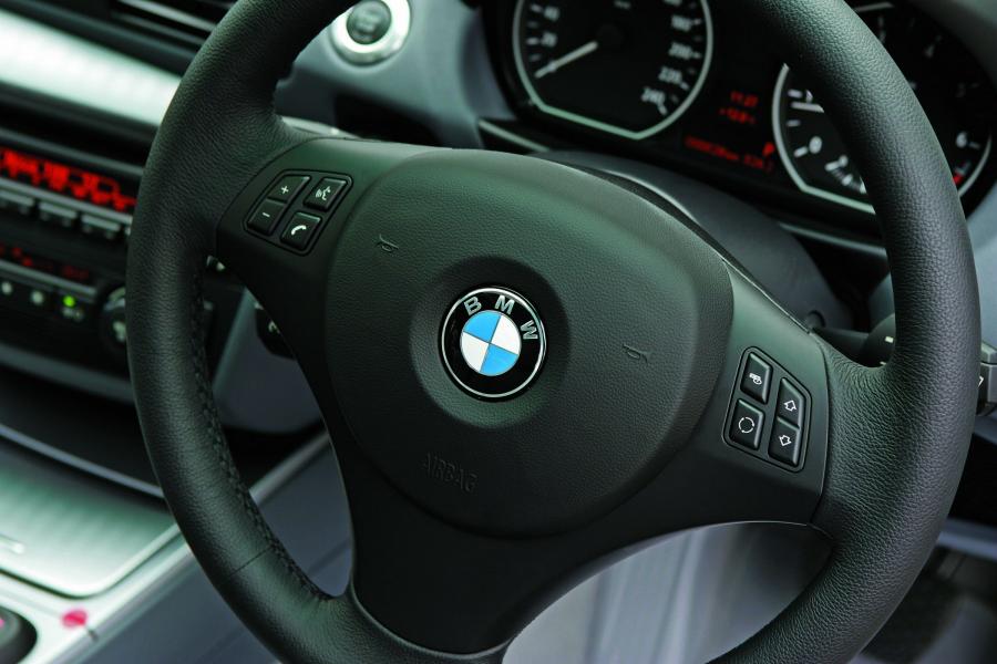  BMW 1-Series 5-Door 2005 года  (фото 83 из 187)